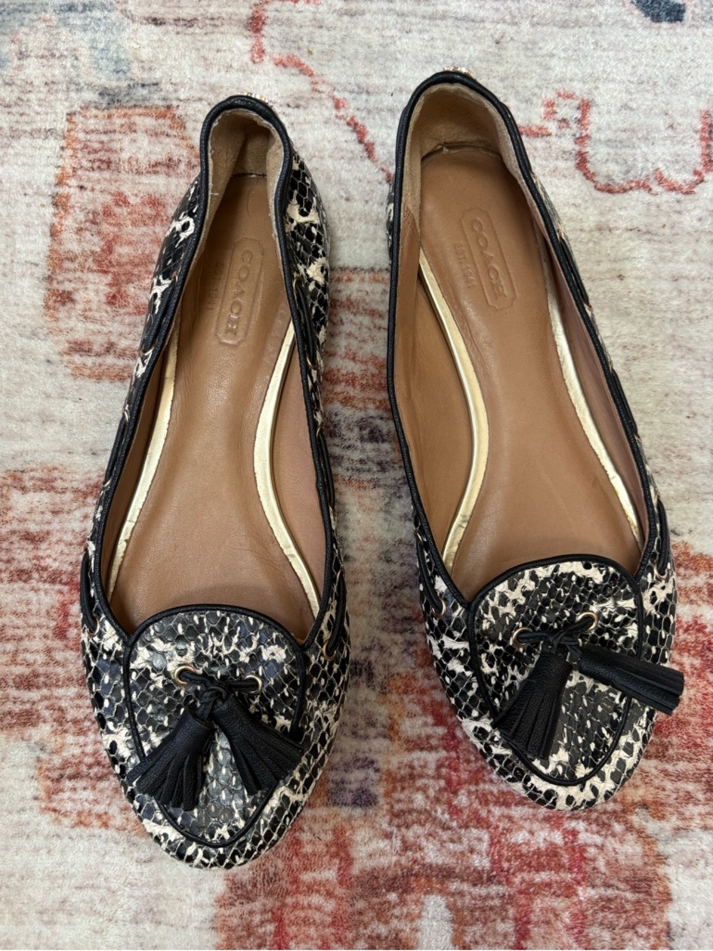 Coach Shoes Snakeskin‎ Print Black White Leather Malika Tassel Flats Loafers 6B